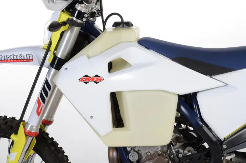 112440-N2 Fuel Tank Natural 4.5 Gal Hus 350/450/501