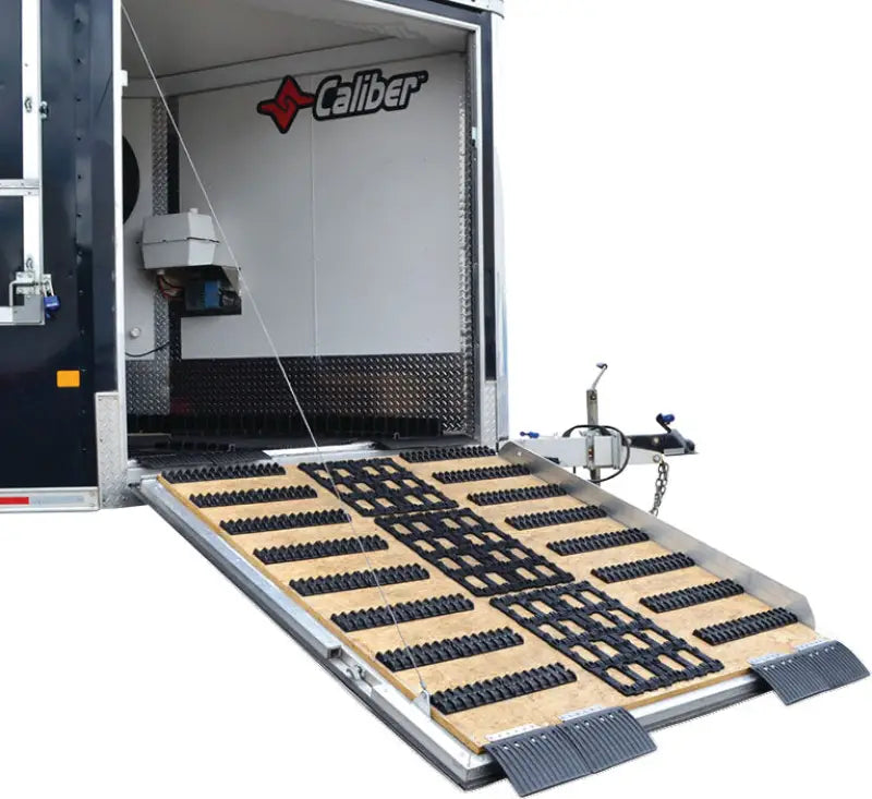 23060 Trax Grabber Pair