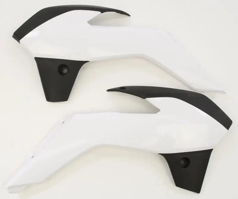 2314261035 Radiator Shroud White/Black