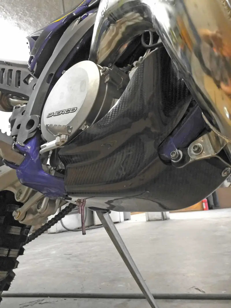 304560 Skid Plate Carbon Fiber