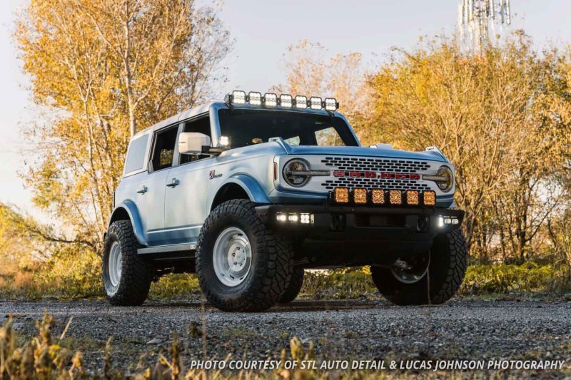 Diode Dynamics Bronco SS5 6-Pod CrossLink Grille Lightbar Kit Sport - White Combo - DD7235