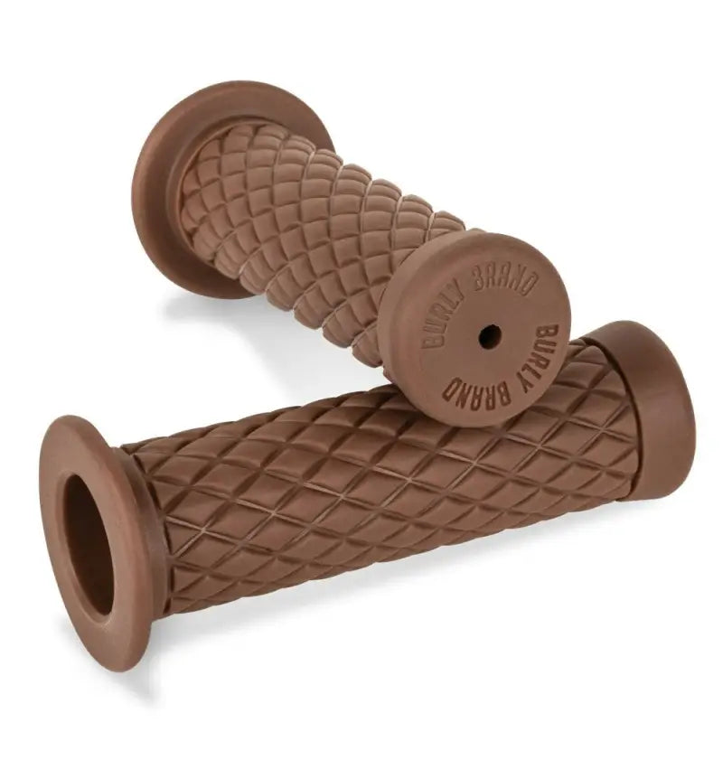 B16-1003 Rubber Diamondback Grips Brown 1’’