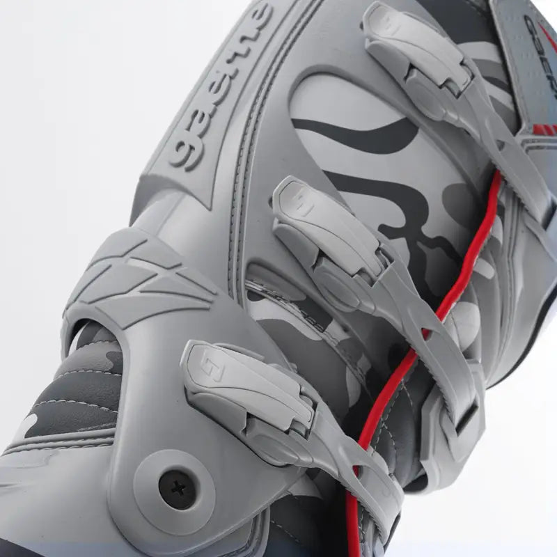 Fastback Endurance Boots Snow Camo Sz 9 - GAERNE