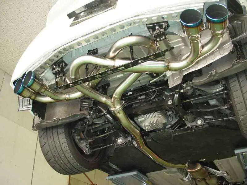 HKS 31021-AN010