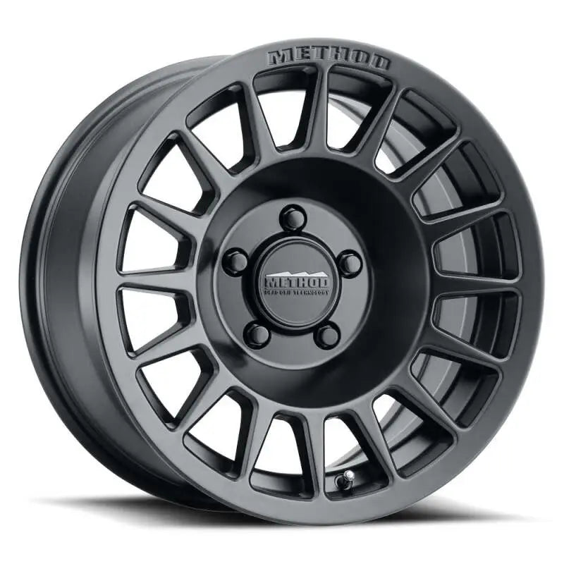 Method MR707 Bead Grip 17x8.5 matte black wheel