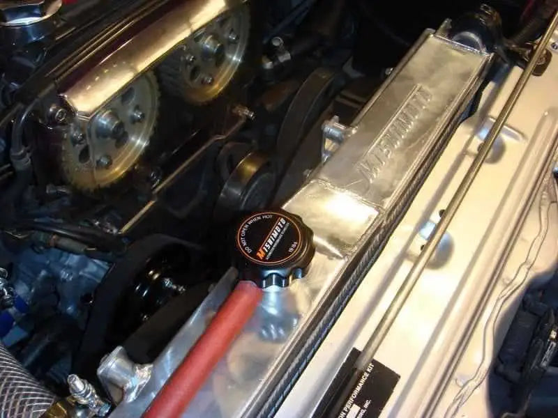 Mishimoto MMRAD-AE86-83