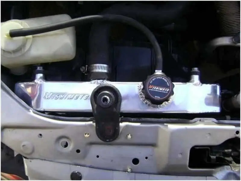 Mishimoto MMRAD-CIV-92