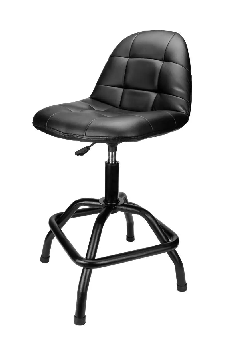 W85031 Stool