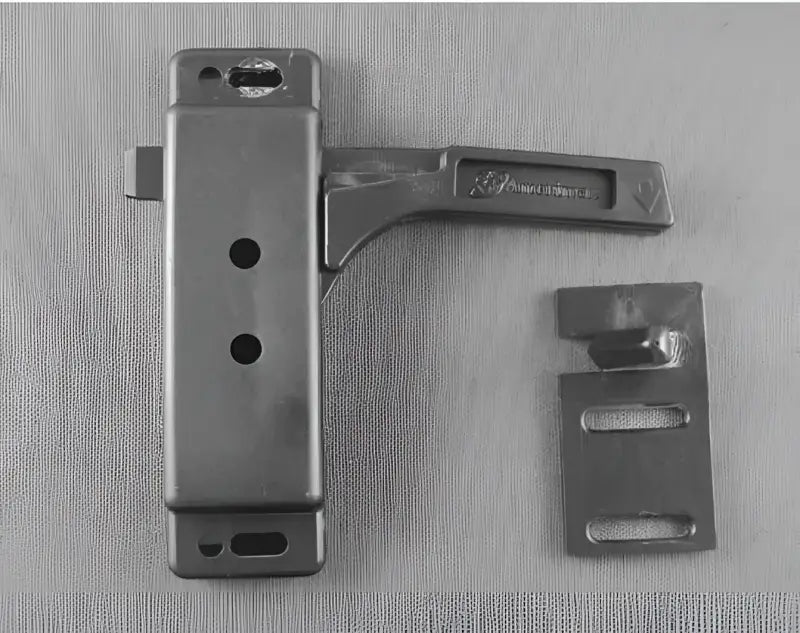 17-166LHBC Screen Door Latch