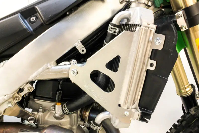 18-300 Radiator Braces - Brace