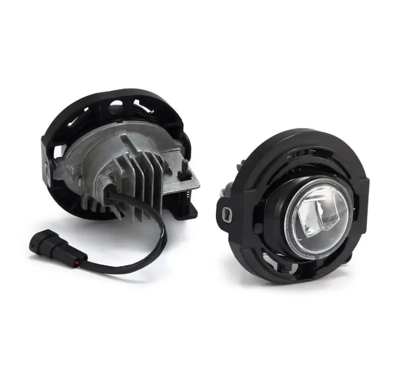 Driving/ Fog Light LED Bulb; LUXX Chip; Round; 12.2 Watt/ 12 Volt; Projector Beam; 720 Lumen For White/ 1200 Raw Lumen; Clear Polycarbonate Lens; Alpha-Black Polypropylene Housing; 6500 Degree Kelvin White Color Temperature; DOT/SAE Certified - NTP