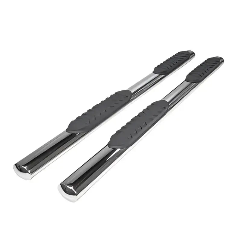 Chrome and black truck side steps on A1555S Trailfx oval step bar for Bronco 4Dr
