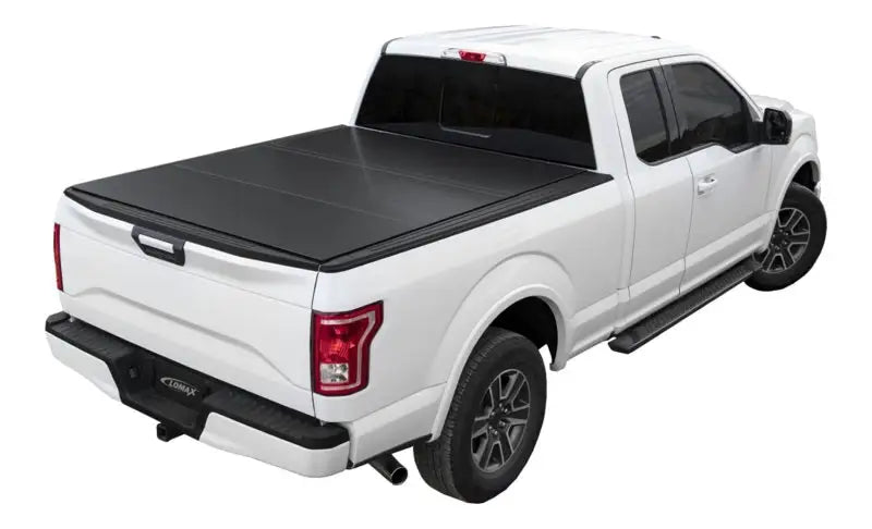 White Access Lomax tri-fold cover on 2019+ Ford Ranger 5ft bed