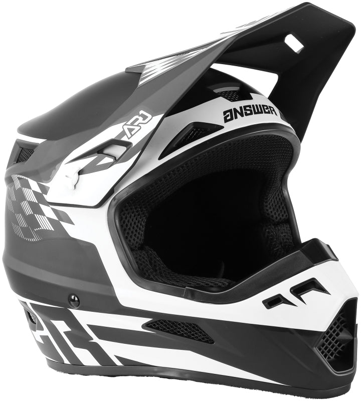Answer AR1 Sweep Helmet Black/White - Medium - Answer
