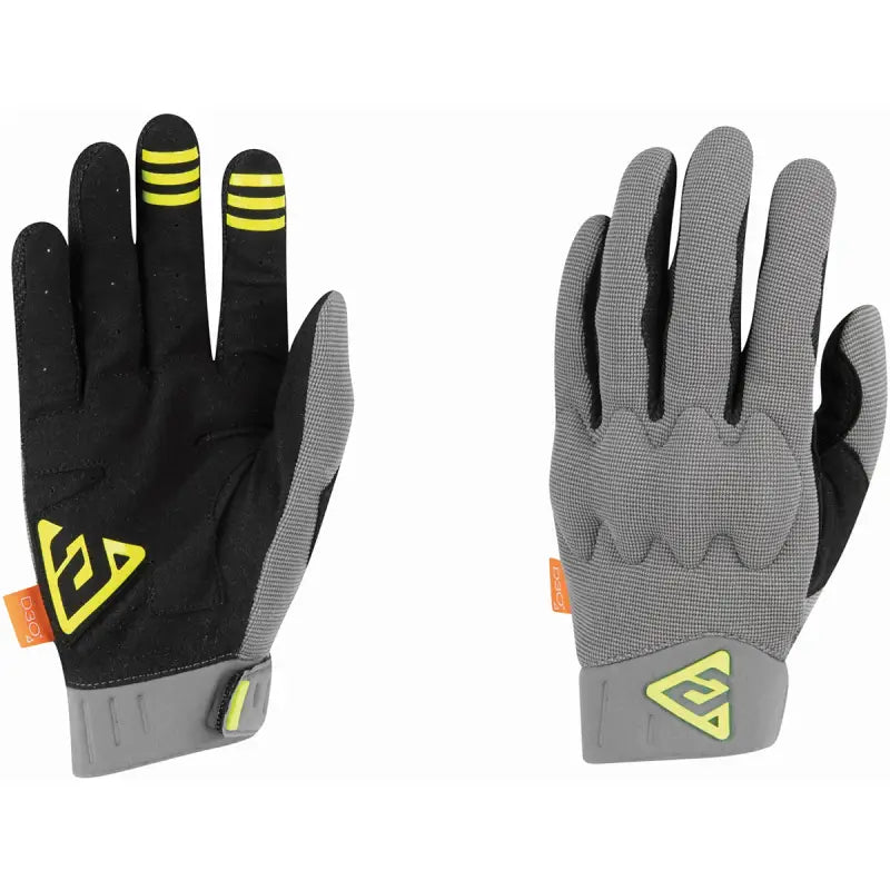 Answer Paragon Gloves Black Small — Gray and black gloves for style and comfort