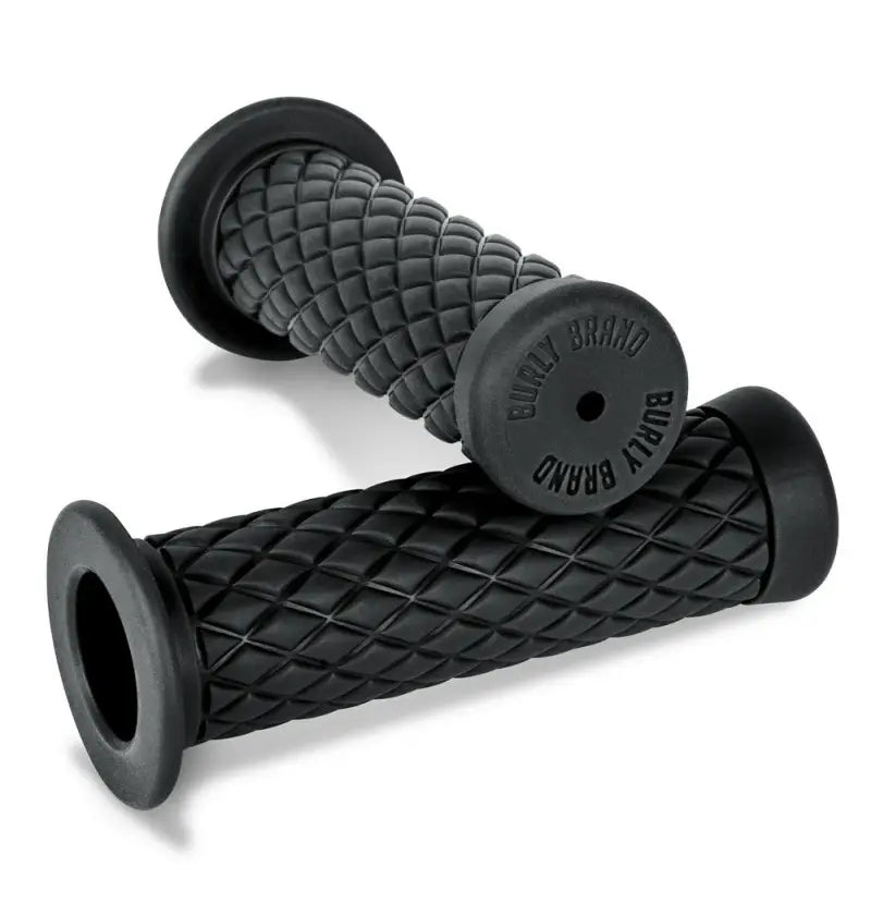 B16-1004 Rubber Diamondback Grips Black 7/8’’