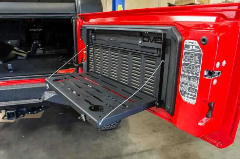 DV8 Offroad TTJL-01