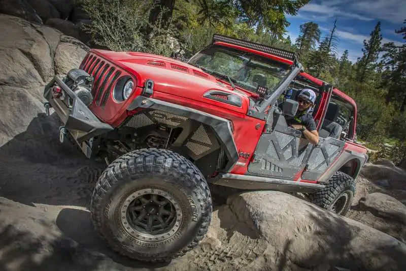 DV8 Offroad 2018+ Jeep Wrangler JL Front Inner Fenders - Black 