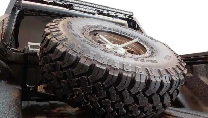 DV8 Offroad TCGL-01