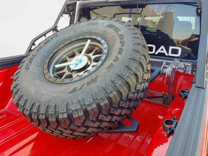 DV8 Offroad TCGL-01