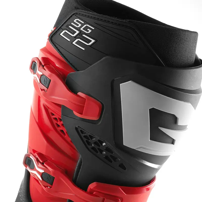 Sg22 Gore Tex Enduro Le Boots Red/Black/Grey Sz 9 - GAERNE