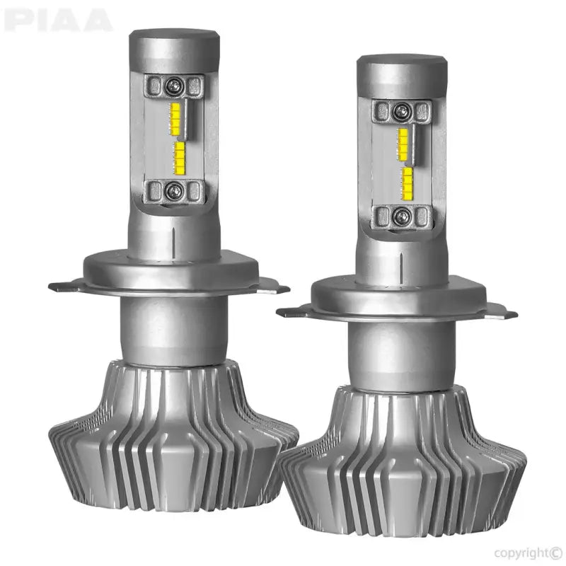 Two LED headlight bulbs with 6000K light color temperature for off-road use