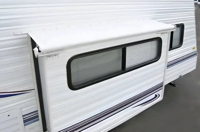 LH0890042 Awning