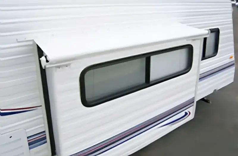 LH1130042 Awning