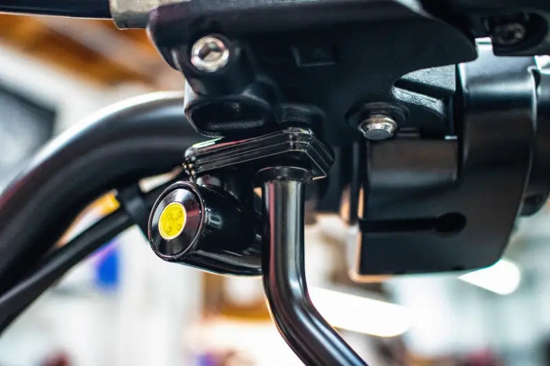 LB-PM-AMB-B BAGGERNATION Lightning Bullet Pro Mount Kit Front Amber Black