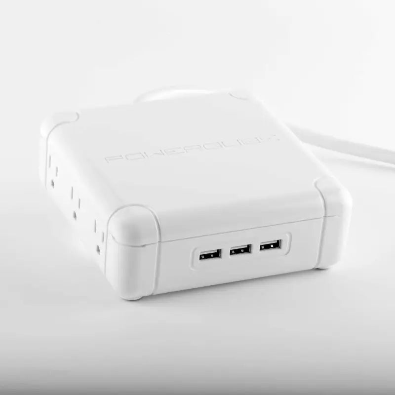 M560 USB Outlet