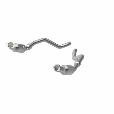 MagnaFlow Conv D/F 05- 300C/Magnum 5.7 w/cats 