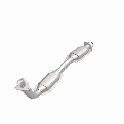 Magnaflow Conv DF 07-08 Toyota Tundra 5.7L P/S - Truck & Automotive