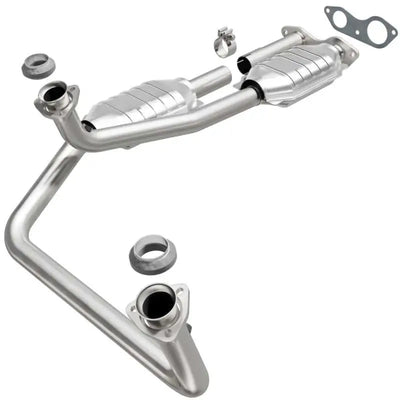 Magnaflow MagnaFlow Conv DF GM Truck/Suv Dual Outlet 96
