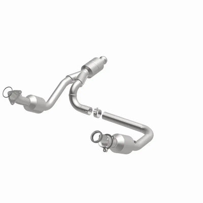 MagnaFlow Conv Direct Fit 14-16 GMC Sierra 1500 V6 4.3L - Truck & Automotive