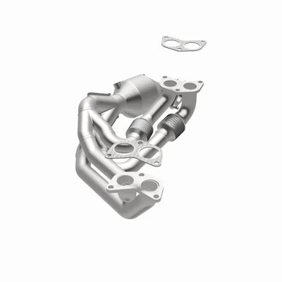MagnaFlow Conv Direct Fit OEM 16-17 Subaru Impreza/Forester Underbody - 52587