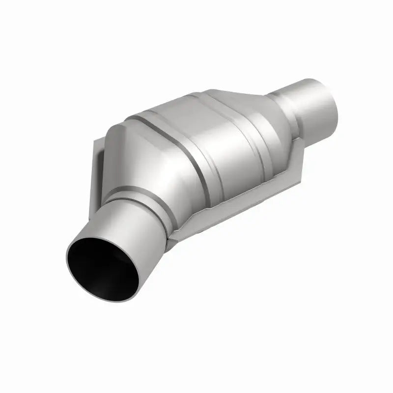 MagnaFlow Conv Univ 2.5 Angled Inlet - Truck & Automotive