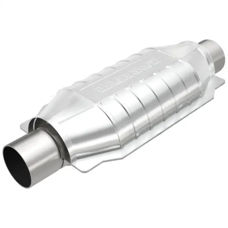 MagnaFlow Conv Univ 2.5in Inlet/Outlet Center/Center Oval 12in Body L x 6.5in W 16in Overall - Truck & Automotive