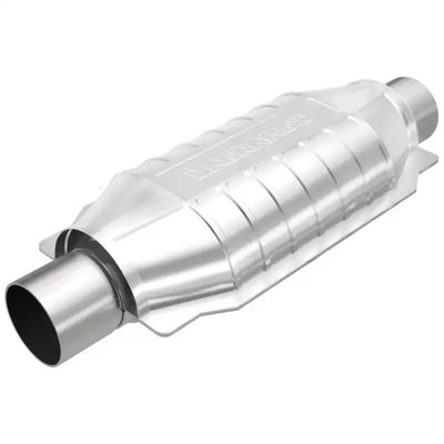 MagnaFlow Conv Univ 2.5in Inlet/Outlet Center/Center Oval 12in Body L x 6.5in W 16in Overall - Truck & Automotive
