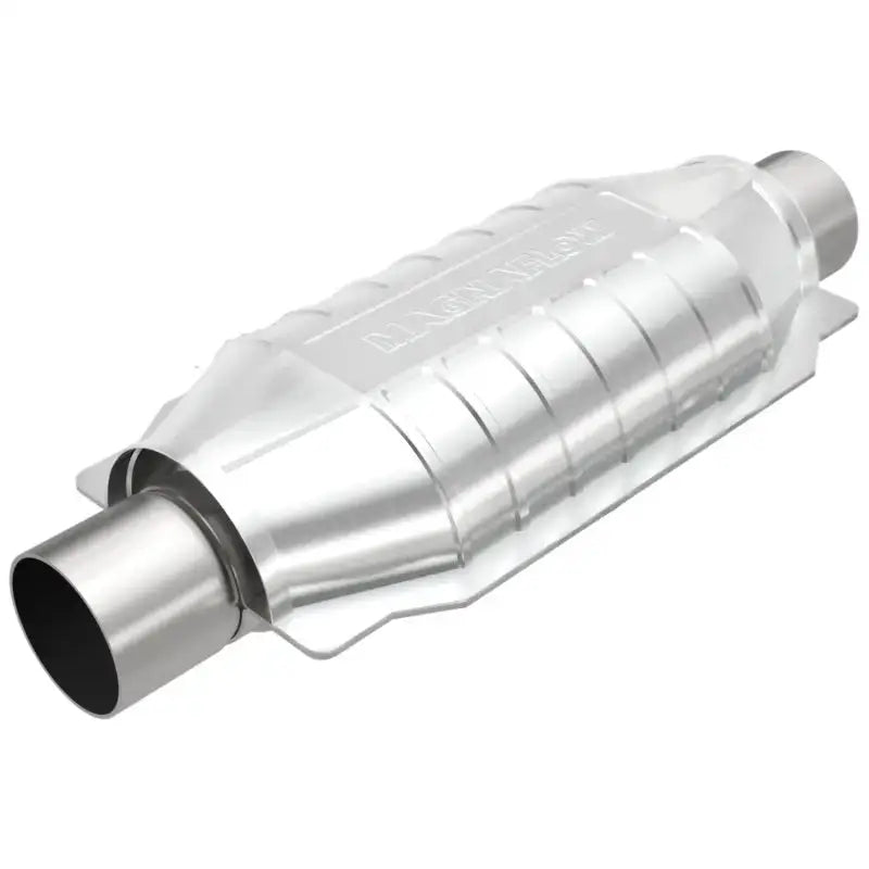 MagnaFlow Conv Univ 2.5in Inlet/Outlet Center/Center Oval 12in Body L x 6.5in W 16in Overall - Truck & Automotive