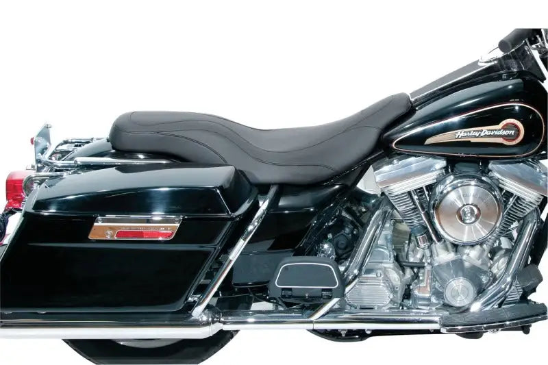 Mustang 97-07 Harley Electra Glide, Road Glide DayTripper 1PC Seat - Black - 76382