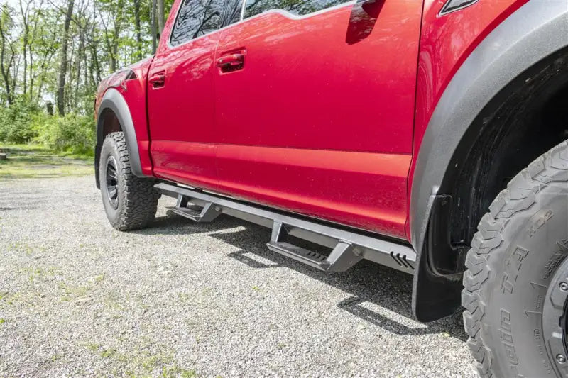 Nerf Bar With Drop Down Steps; Angular Style Straight; Textured Powder Coated Black; Steel; Without End Caps; Rocker
