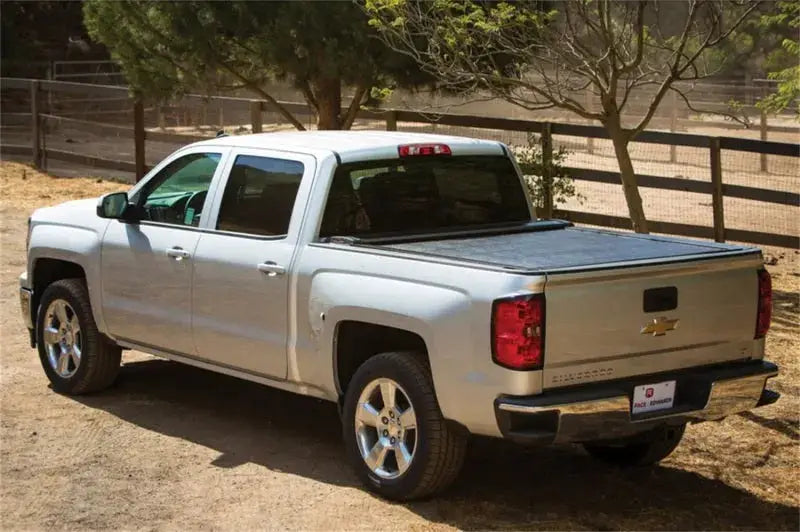 Pace Edwards 04-16 Chevy/GMC Silverado 1500 Crew Cab 5ft 8in Bed SWITCHBLADE - Tonneau Covers
