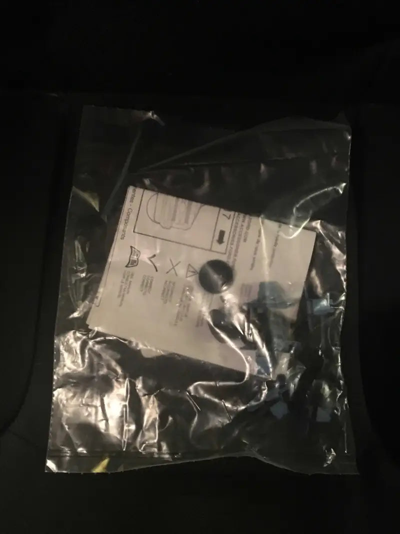 PA01369 Bed Liner Hardware