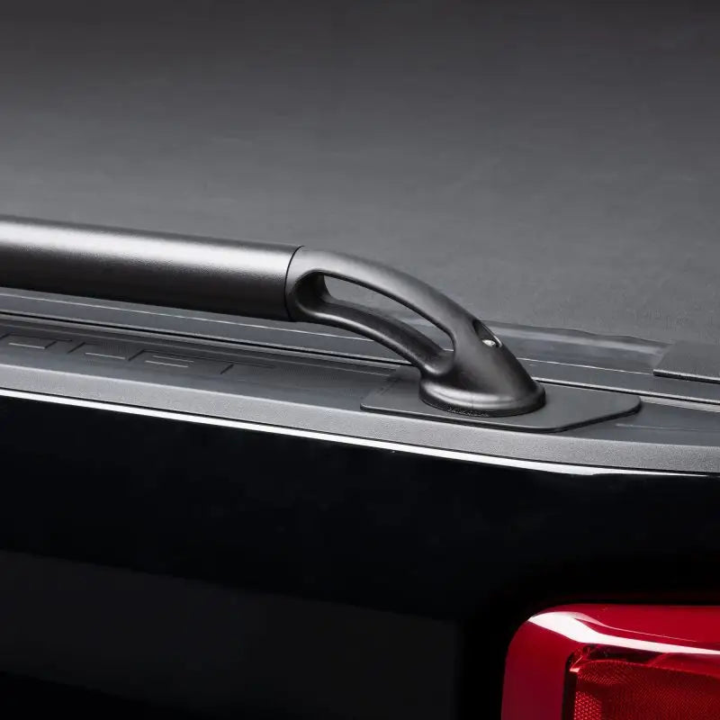 Putco 15-20 Ford F-150 - 5.5ft Bed Locker Side Rails - Black Powder Coated - 88864