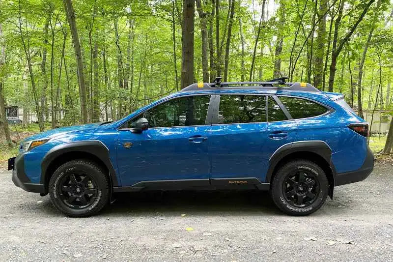 Rally Armor MF76-UR-BLK/BL