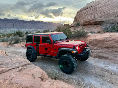 Progressive 07-18 Wrangler (JK) STR 47 Series 2.0 Remote Res Rear Shocks (Pair) - 3.5-5.0in - Progressive