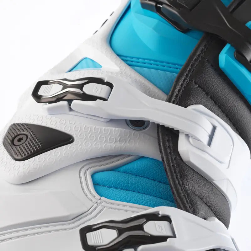 Sg 22 Boots Le White/Black/Light Blue 08