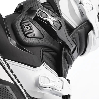 Sg22 Boots Black/White Sz 8 - GAERNE