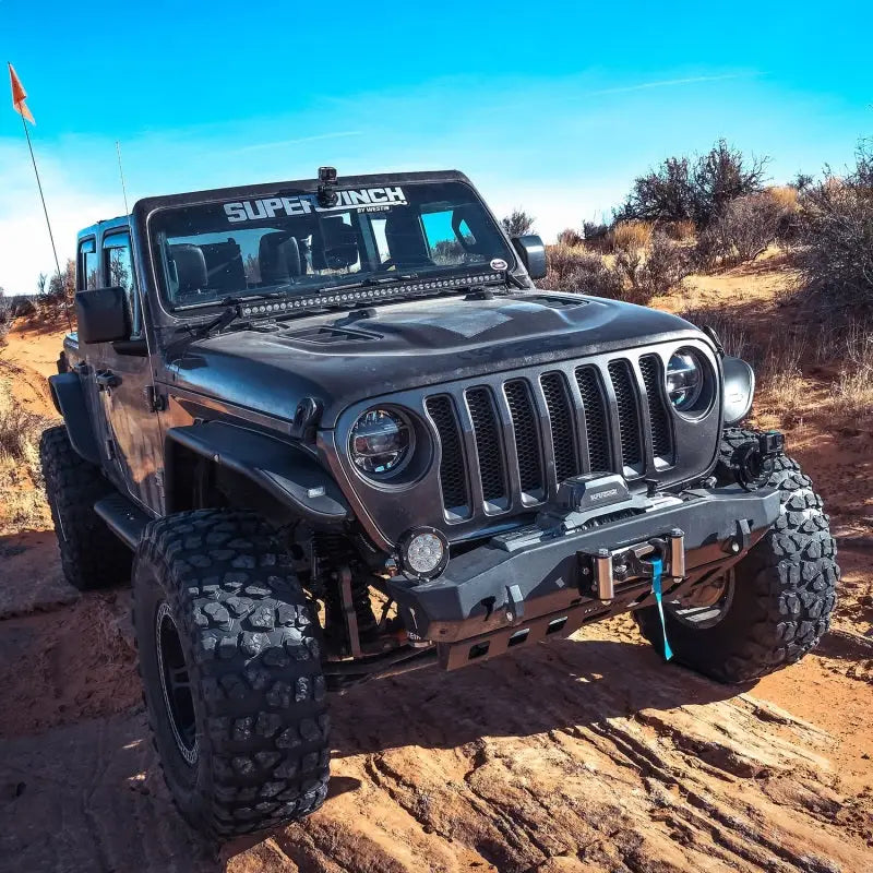Superwinch 10000 LBS 12V DC 3/8in x 85ft Wire Rope SX 10000 Winch - 1710200