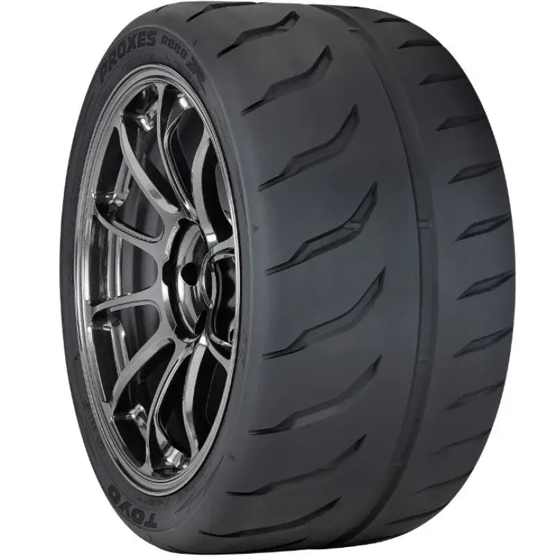 Toyo Proxes R888R Tire - 225/40ZR18 92Y - Truck & Automotive